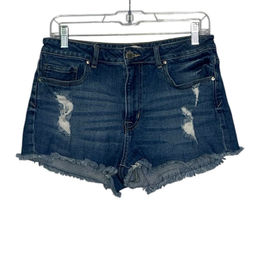 FOREVER 21 blue distressed raw hem jean shorts size 30